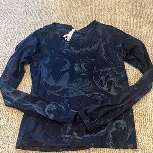 Athleta Dark Blue Patterned Long Sleeve Top